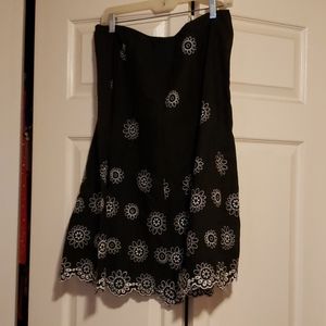 Elements Black skirt